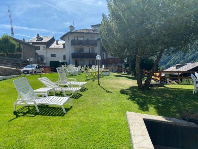 Hotel Triolet Courmayeur Exteriér fotografie